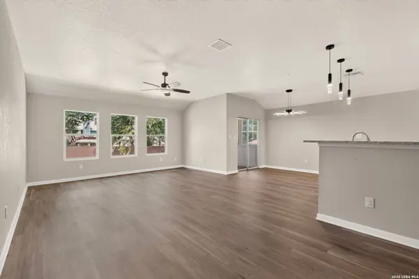 120 Evening Breeze, Cibolo, TX 78108