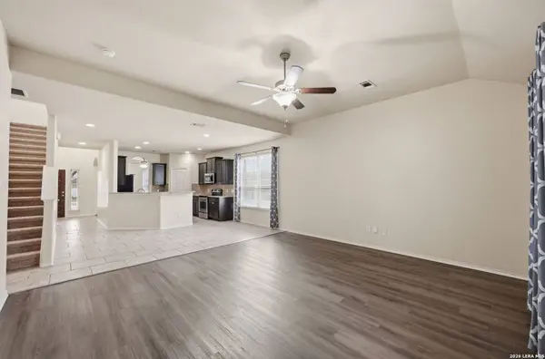 141 BUCKSKIN WAY, Cibolo, TX 78108-3811