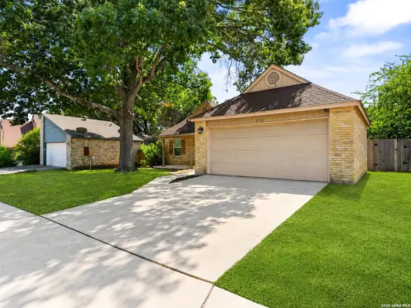 2721 CEDAR LN