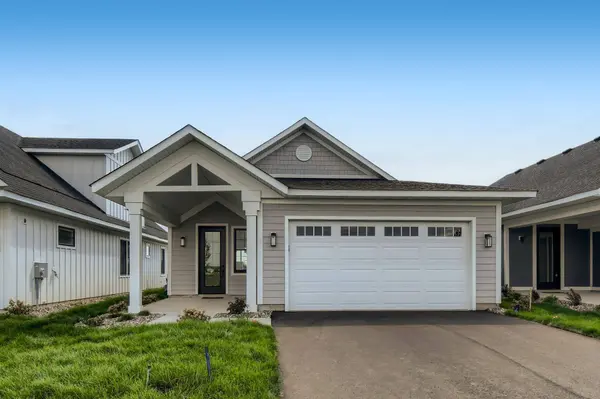 5201 216th ST W, Farmington, MN 55024