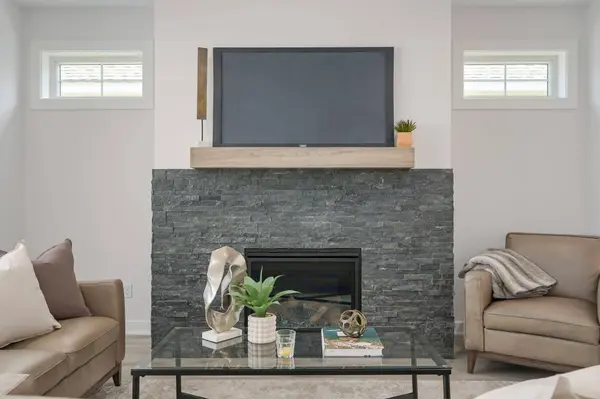 5265 216th ST W, Farmington, MN 55024