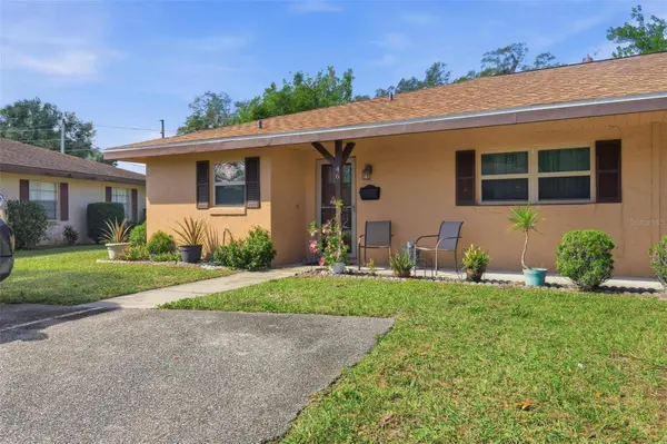 46 VILLA VILLAR CT #460, Deland, FL 32724