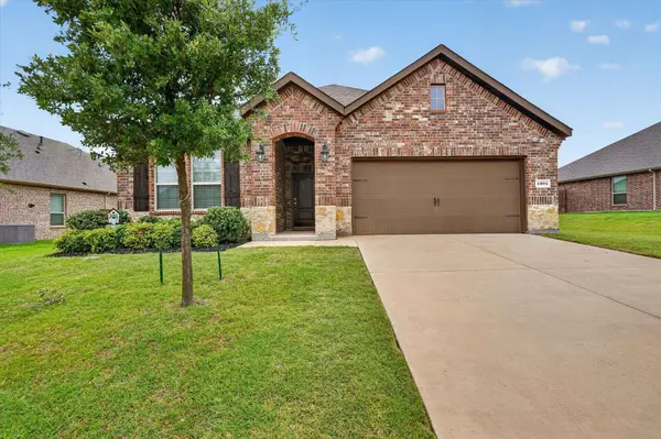 4004 Clearline DR, Forney, TX 75126