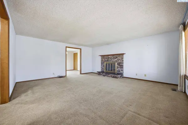 1924 Orchard Way, Richland, WA 99352