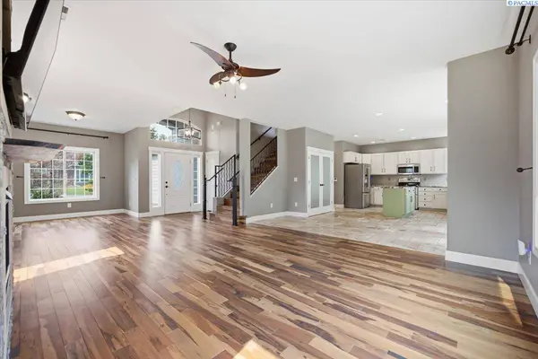 2991 Sedona Circle, Richland, WA 99354