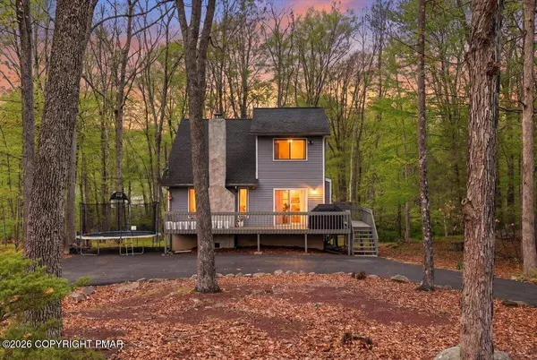 126 Dunchurch DR, Bushkill, PA 18324