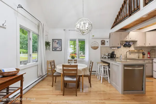 107 Buckhill RD, Albrightsville, PA 18210