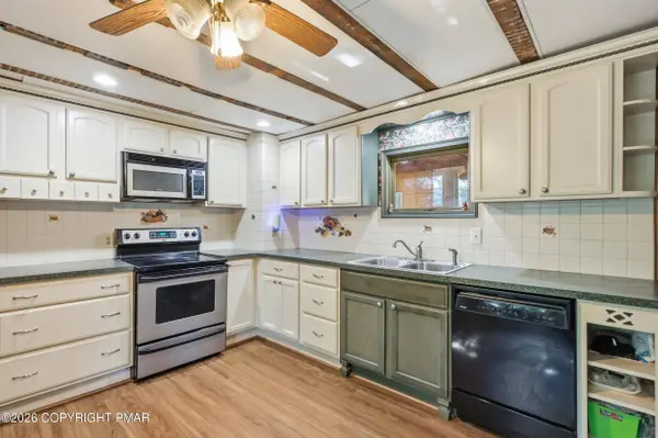 1615 Church ST, Tobyhanna, PA 18466