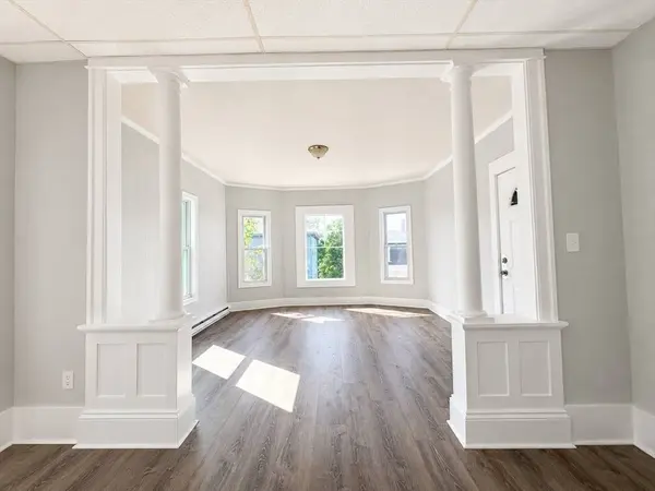 5 Mount Pleasant St ##3, Worcester, MA 01610
