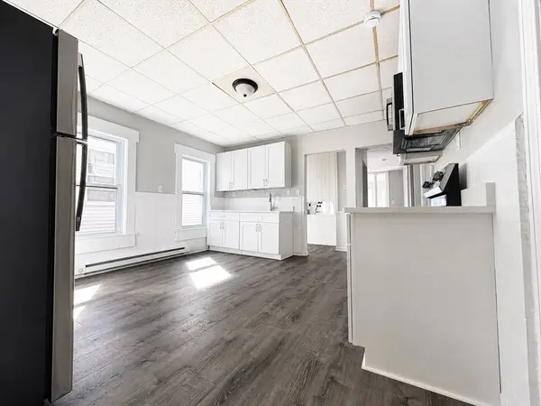 5 Mount Pleasant St ##3, Worcester, MA 01610