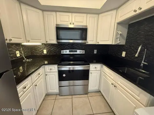 837 Hickory ST #4, Melbourne, FL 32901