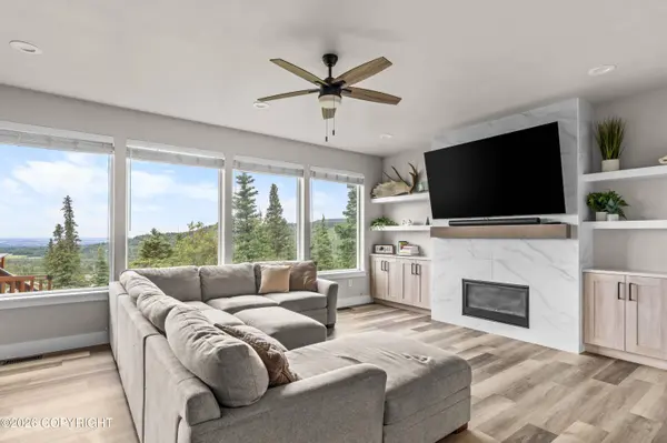 7903 Viola CIR, Anchorage, AK 99516