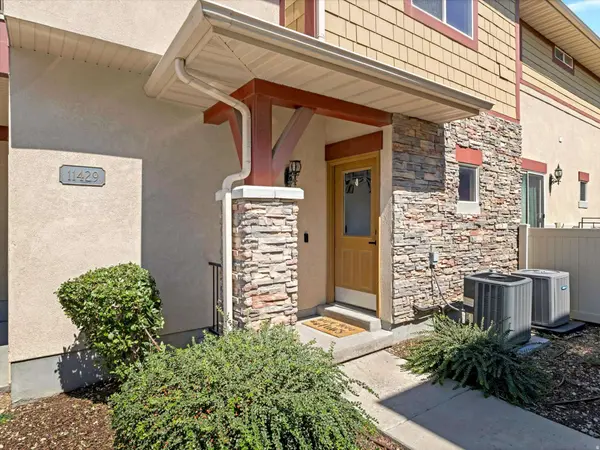 11429 S OAKMOND RD W, South Jordan, UT 84009