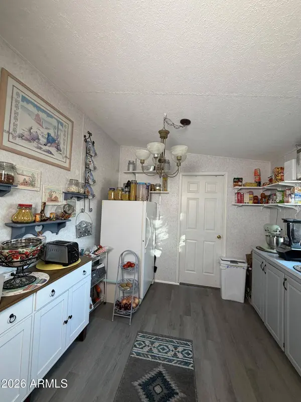 71118 DATE Avenue, Wenden, AZ 85357