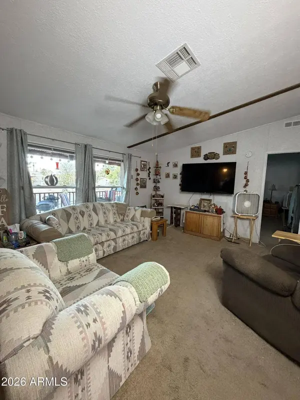 71118 DATE Avenue, Wenden, AZ 85357