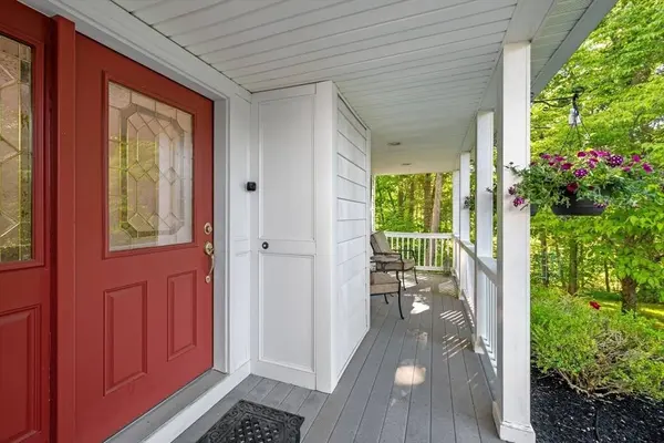 22 Sawyer Ln, Middleton, MA 01949
