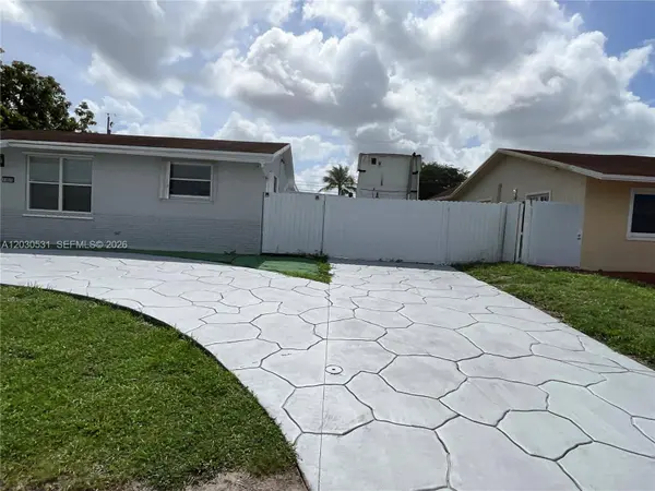 1905 SW 100th Ave, Miramar, FL 33025