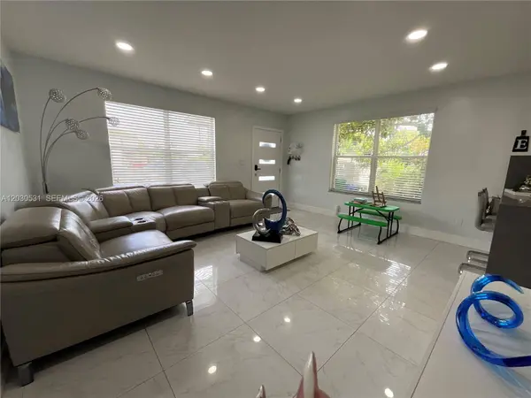 1905 SW 100th Ave, Miramar, FL 33025