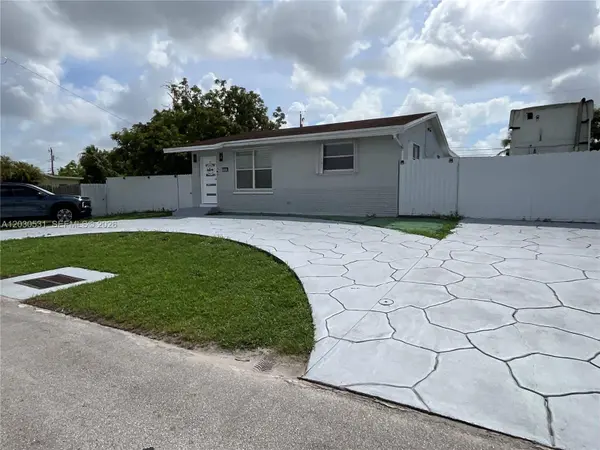 1905 SW 100th Ave, Miramar, FL 33025