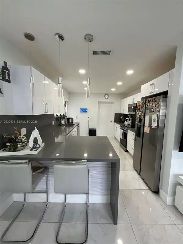 1905 SW 100th Ave, Miramar, FL 33025