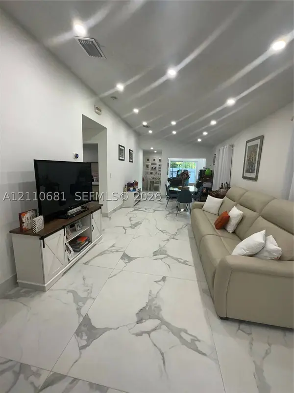 25627 SW 125th Pl, Homestead, FL 33032
