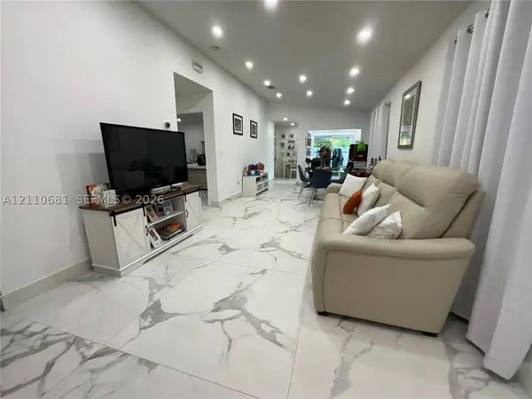 25627 SW 125th Pl, Homestead, FL 33032