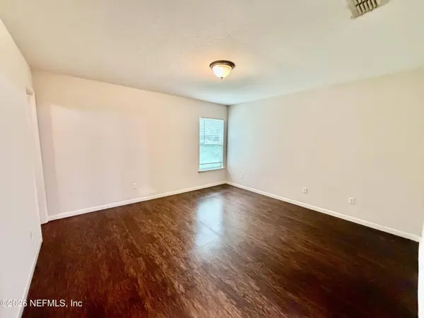 8135 FIRETOWER RD, Jacksonville, FL 32210