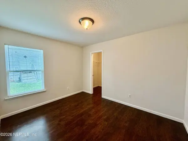 8135 FIRETOWER RD, Jacksonville, FL 32210