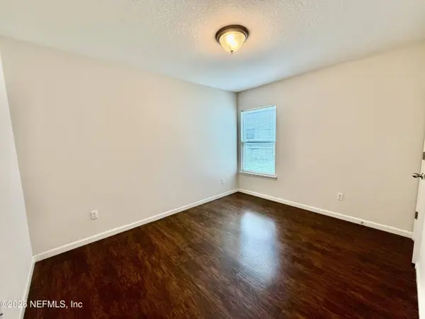 8135 FIRETOWER RD, Jacksonville, FL 32210