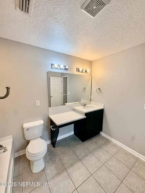 12141 ALEXANDRA DR, Jacksonville, FL 32218