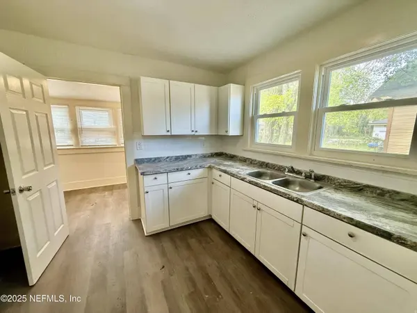 1130 E 16TH ST, Jacksonville, FL 32206