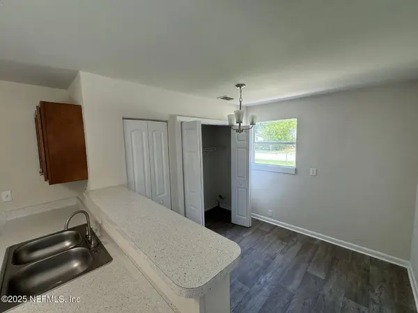6968 MISS MUFFET LN S, Jacksonville, FL 32210
