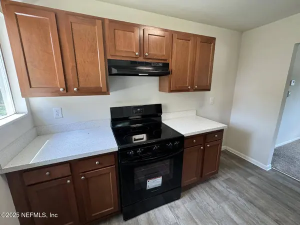 6968 MISS MUFFET LN S, Jacksonville, FL 32210