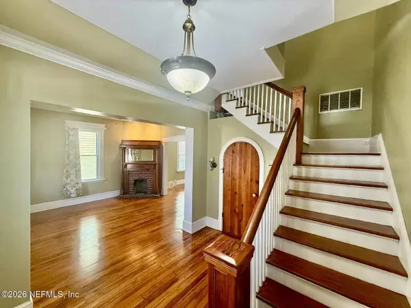134 E 6TH ST, Jacksonville, FL 32206