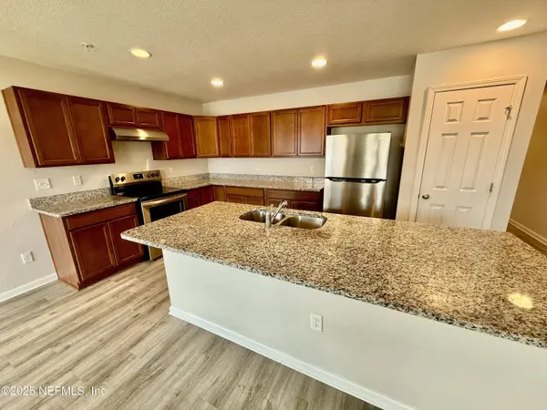 9109 WESTERN WAY #4, Jacksonville, FL 32256