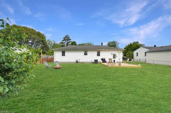110 Lydia Ave, Norfolk, VA 23502