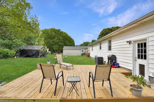 110 Lydia Ave, Norfolk, VA 23502