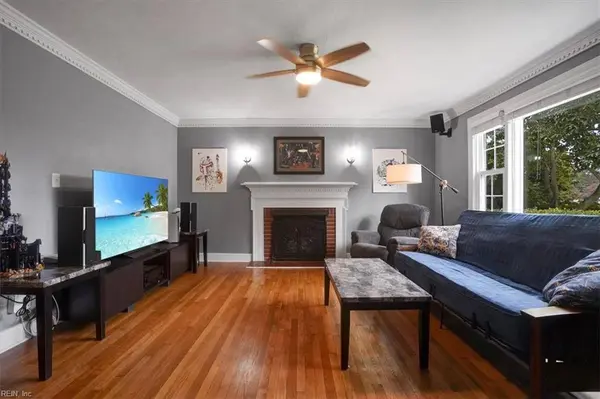 167 Ridgeley Road, Norfolk, VA 23505