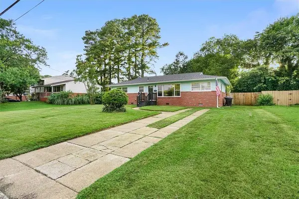 429 Gotham Rd, Virginia Beach, VA 23452
