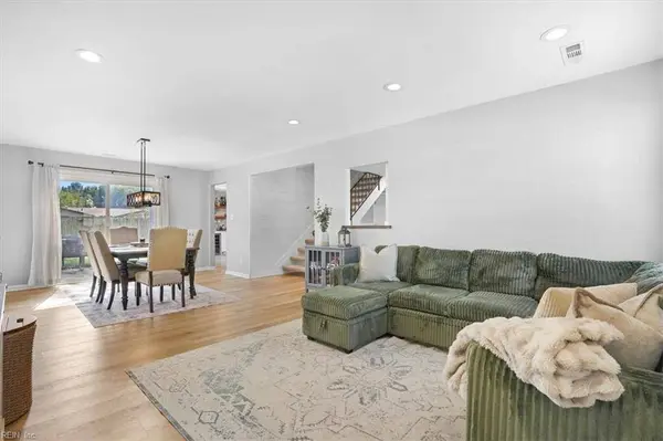 4217 Buttonwood Ct, Virginia Beach, VA 23462