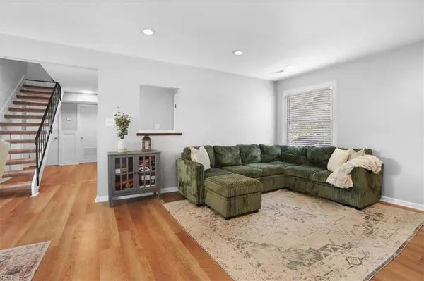 4217 Buttonwood Ct, Virginia Beach, VA 23462