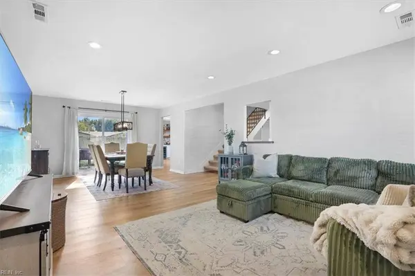 4217 Buttonwood Ct, Virginia Beach, VA 23462