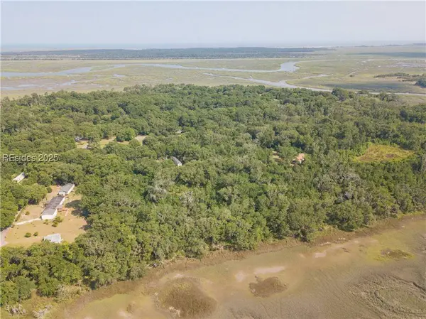 66 Tombee RD, St Helena Island, SC 29920