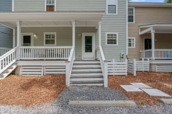 1105 13th ST Street, Port Royal, SC 29935