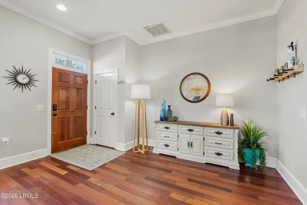 909 12th ST Street, Port Royal, SC 29935
