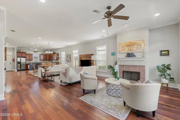 909 12th ST Street, Port Royal, SC 29935