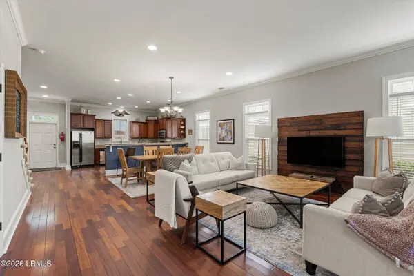 909 12th ST Street, Port Royal, SC 29935