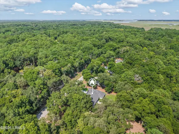 24 Alumni RD Road, Beaufort, SC 29907