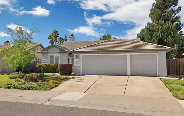 933 Lake Canyon AVE, Galt, CA 95632