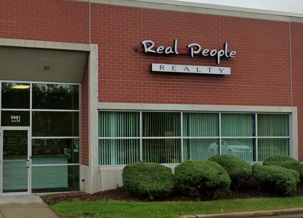 Front of Real People Realty